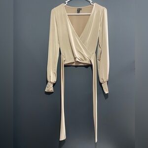 Beautiful beige shirt size xs
